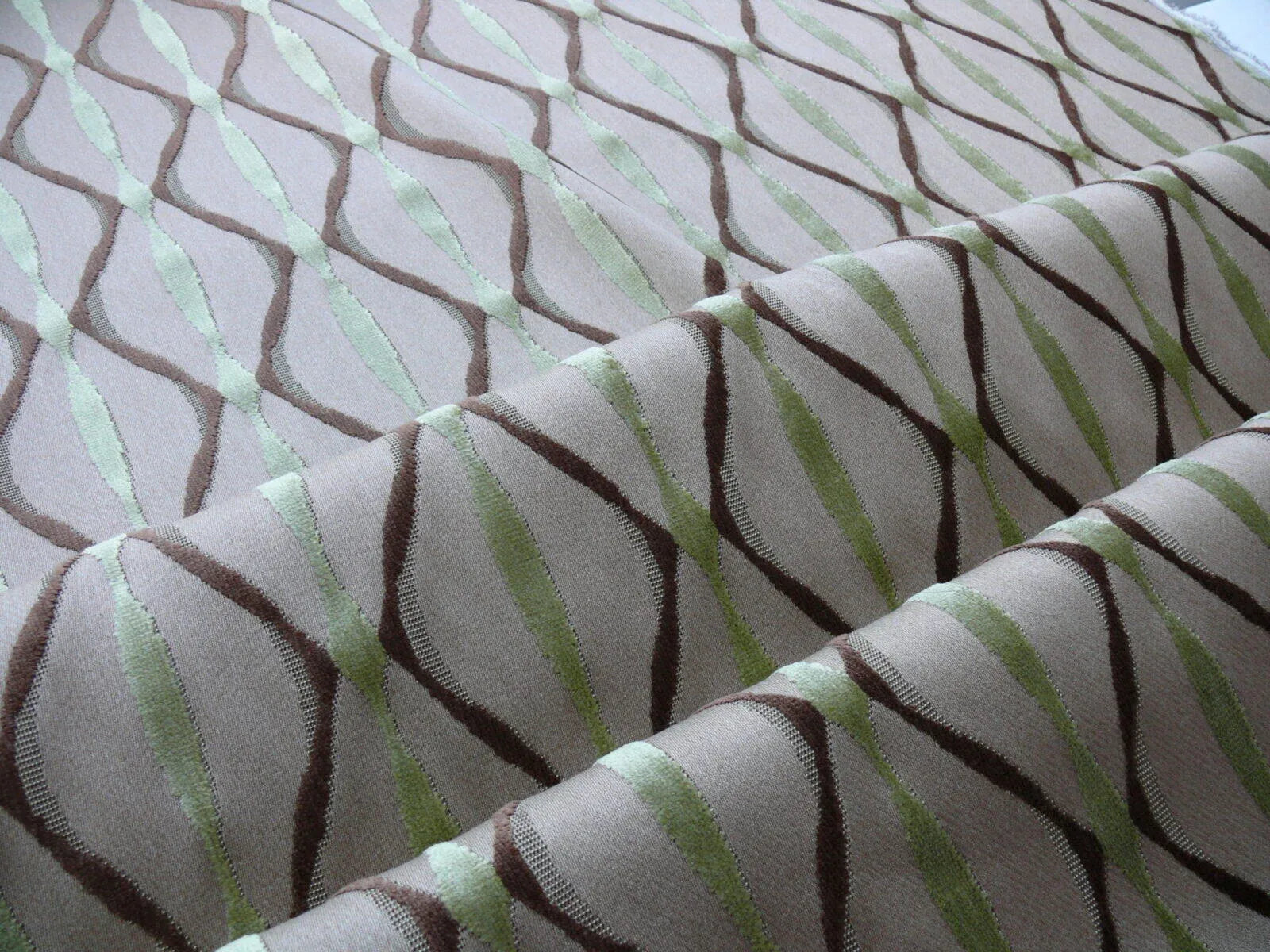 10.5Y SCALAMANDRE HELENA FH BROWN/GREEN MODERN VELVET MSRP$164/Y