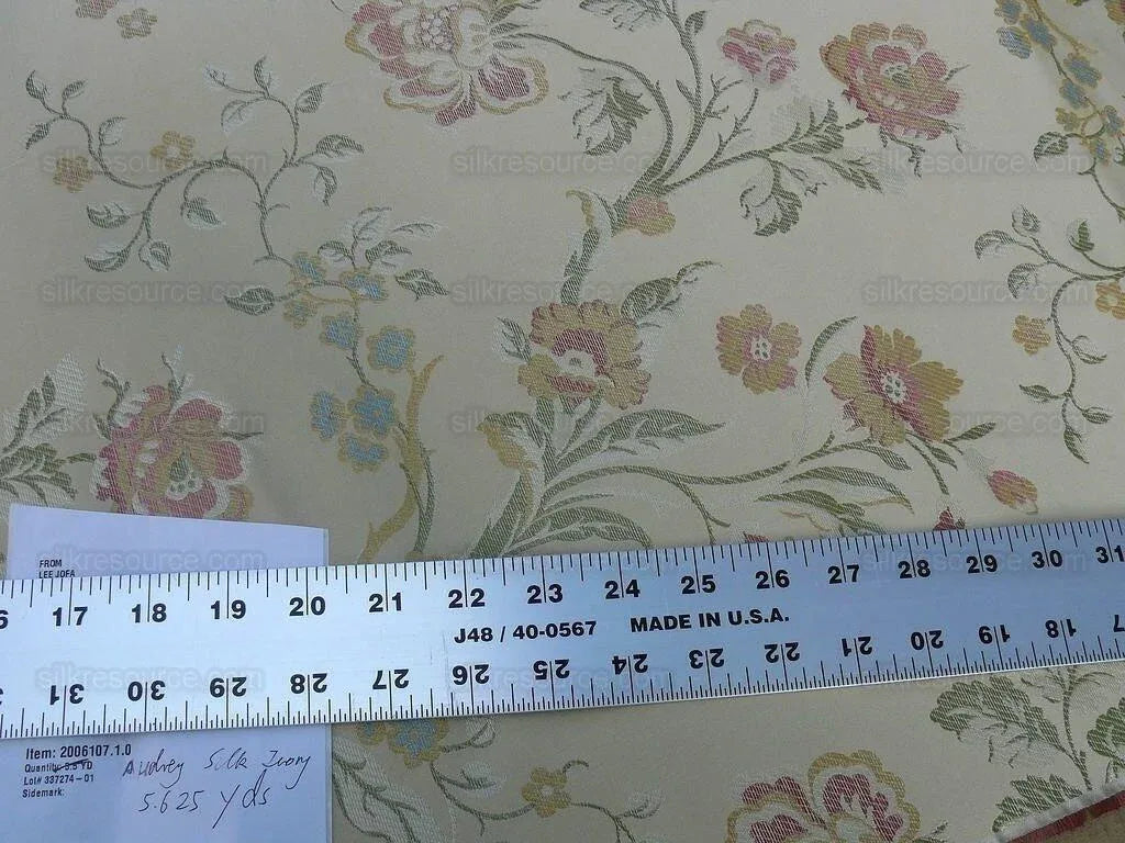 Lee Jofa Audrey 100% Silk Lampas Ivory Carnation Rose French Rococco MSRP USD286/yard