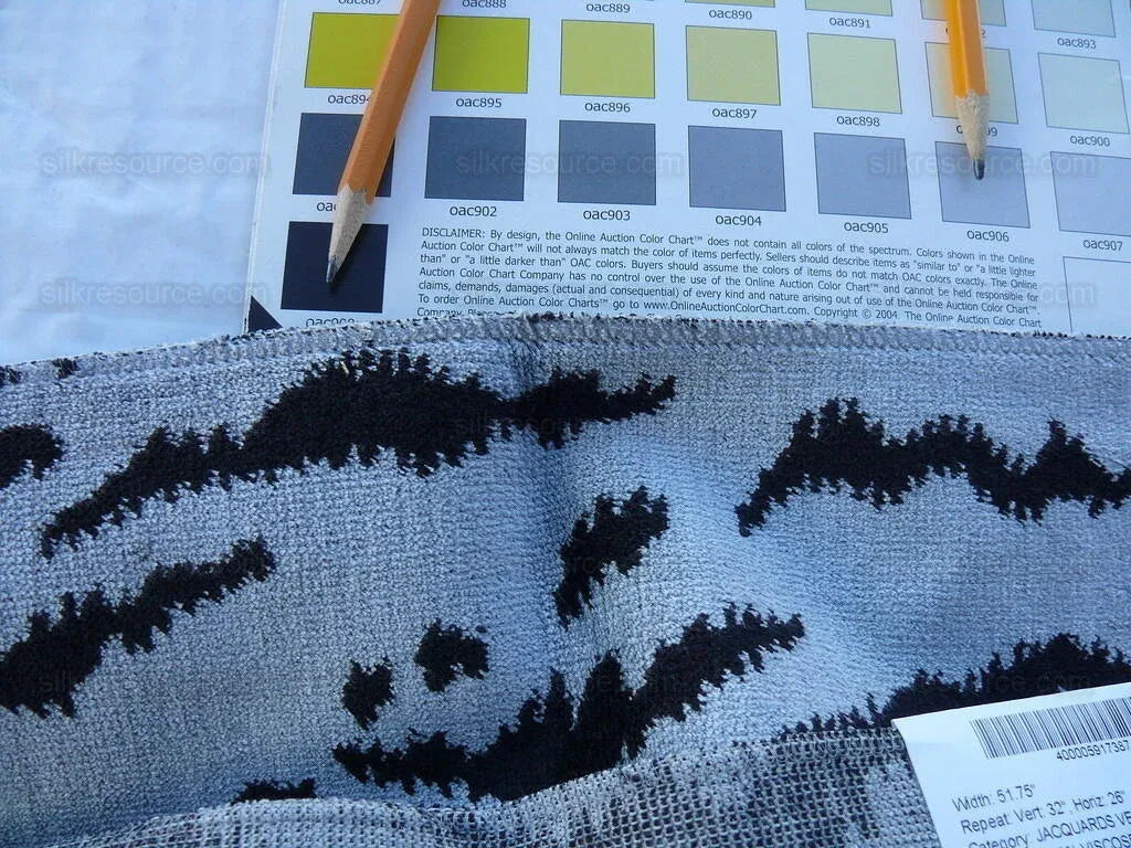 Scalamandre Tigre Jacquard Velvet Silver And Black MSRP USD756Y