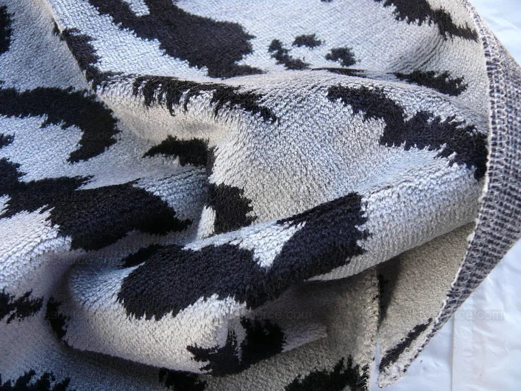 Scalamandre Tigre Jacquard Velvet Silver and Black MSRP630Y