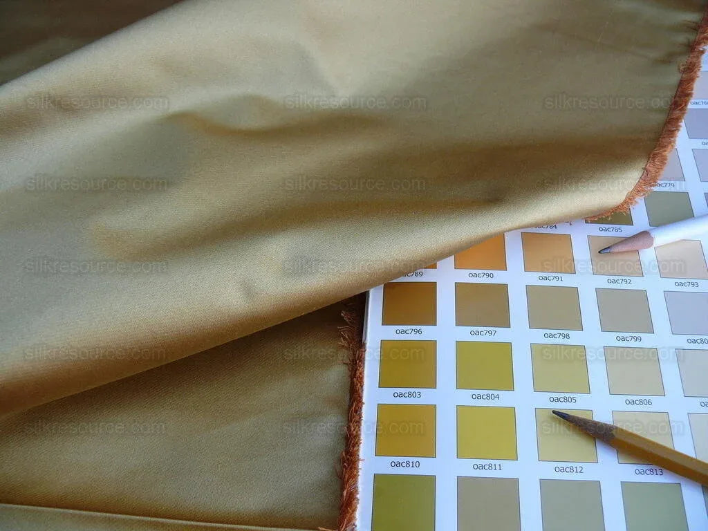 0.5yd Brunschwig &amp; Fils Georges Satin Silk "honey" Gold MSRP USD 470/y