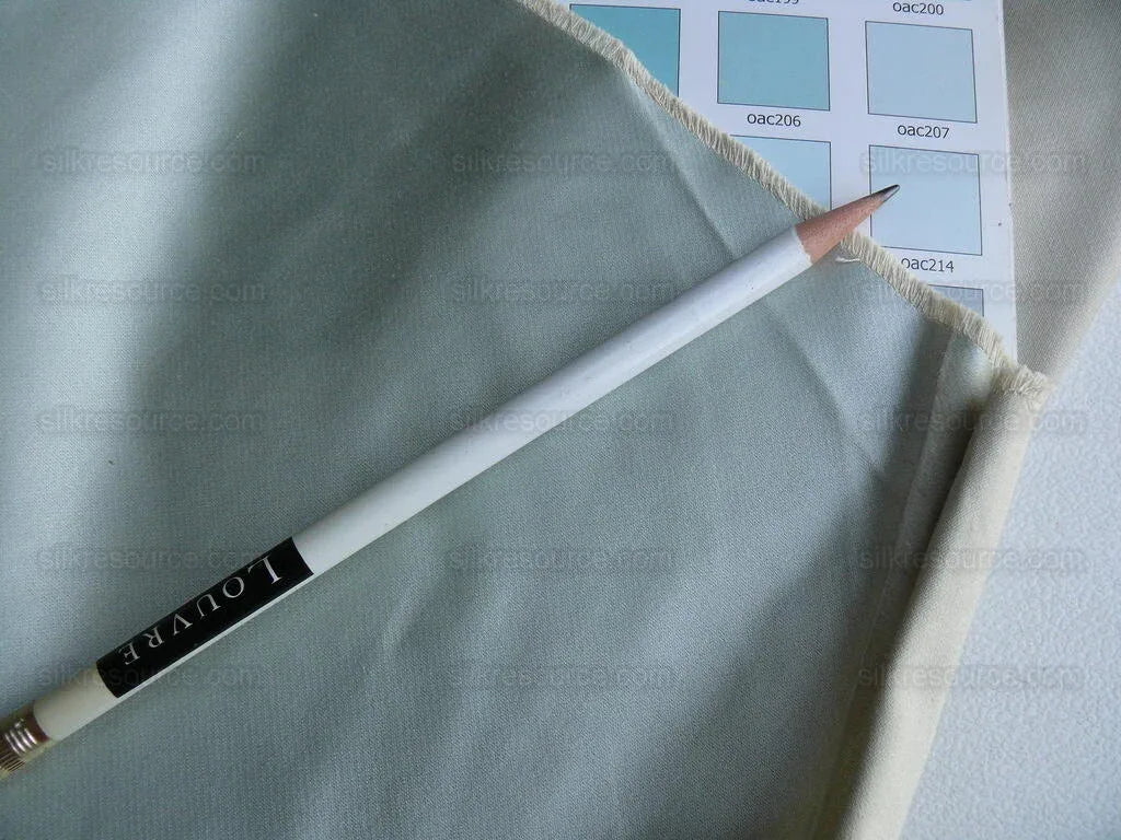 Brunschwig &amp; Fils Georges Satin Silk "rain" Misty Blue MSRP USD 470/Y