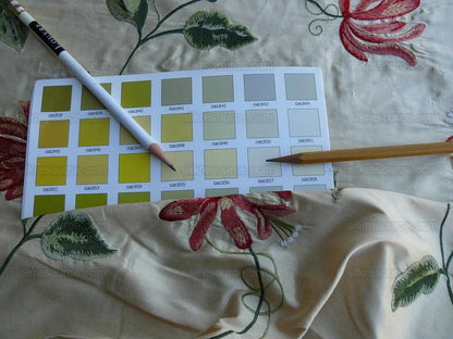 4.81y Lee Jofa Gp&amp;j Baker Honeysuckle William Morris Garden Silk Embroidery Red Green