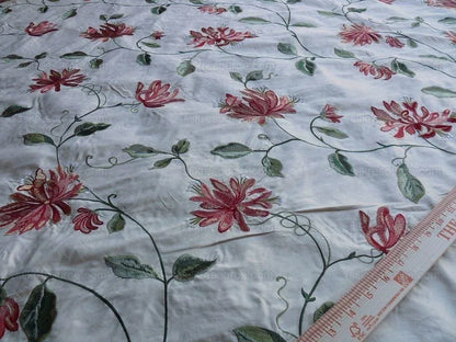 4.81y Lee Jofa Gp&amp;j Baker Honeysuckle William Morris Garden Silk Embroidery Red Green