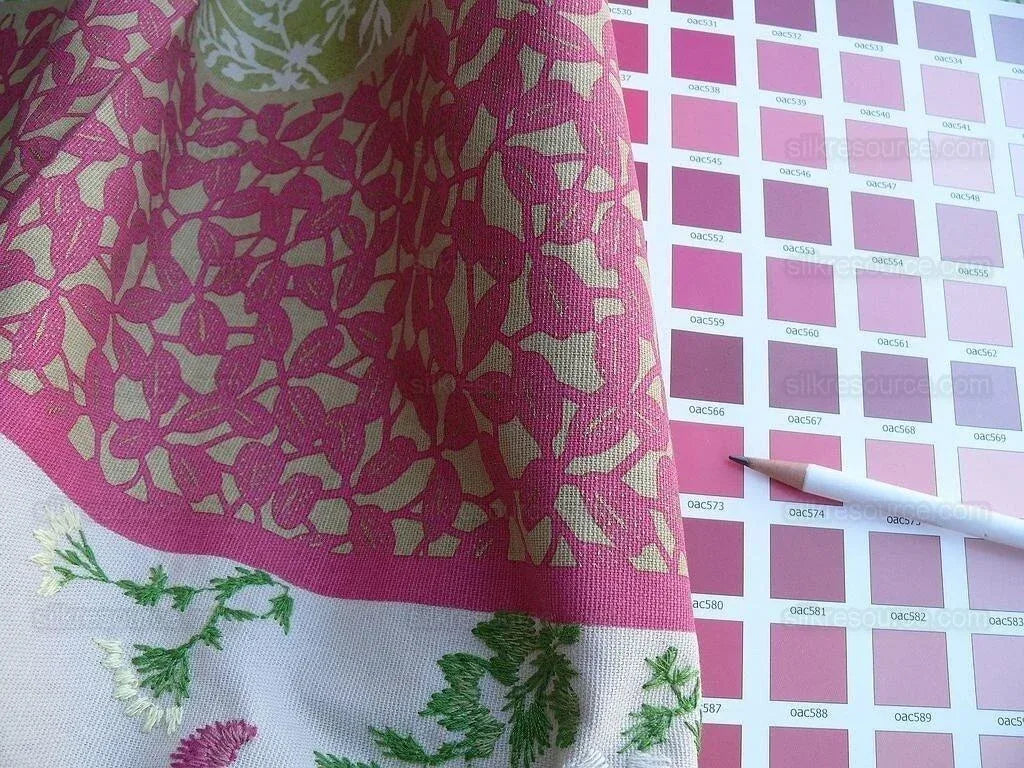 2.84y Lee Jofa Baker Lifestyle Madurai Fucshia/spring Embroidery