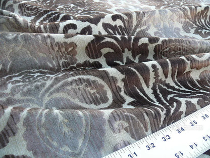 By Yd Lee Jofa Baker Lifestyle Paloma Velvet Brown Rich Chocolate Medallion Cut Velvet MSRP USD 196/y