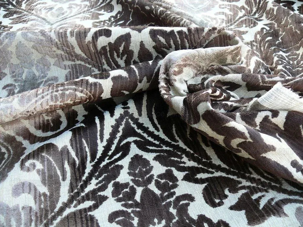 By Yd Lee Jofa Baker Lifestyle Paloma Velvet Brown Rich Chocolate Medallion Cut Velvet MSRP USD 196/y