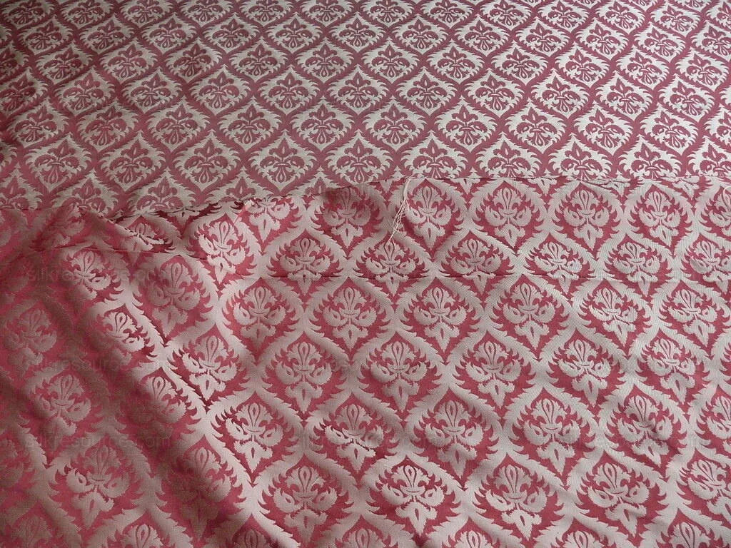 Kravet Red &amp; Gold Small Medallion Crest Silk Damask Reversible MSRP USD 159/Y