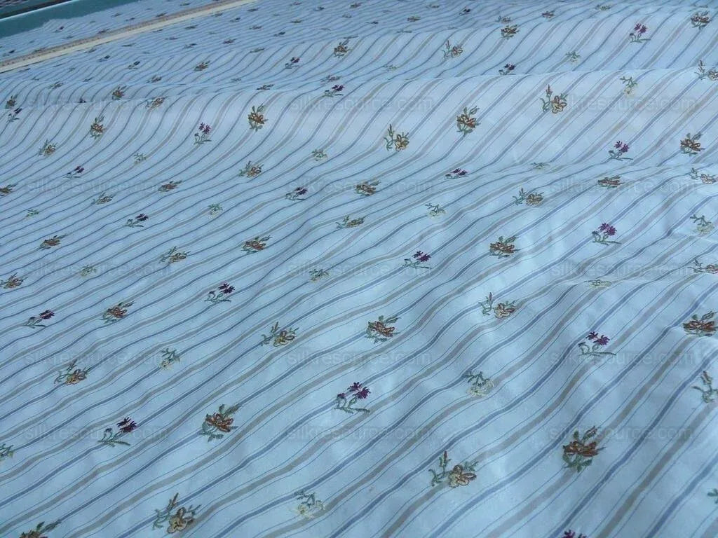 Lee Jofa Lulu Embroidere Porcela White Petit Flower MSRP USD 296/Y