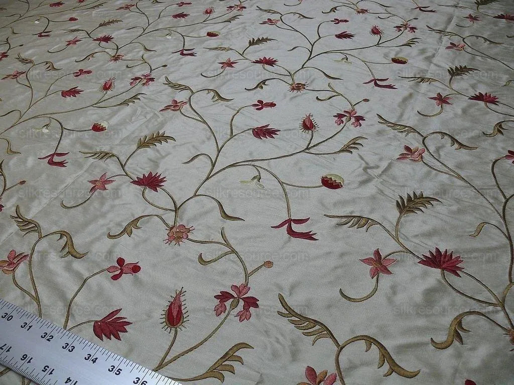 7.9Y KRAVET SILK EMBROIDERY RED PINK FLOWER ON PALE BUTTER #1644