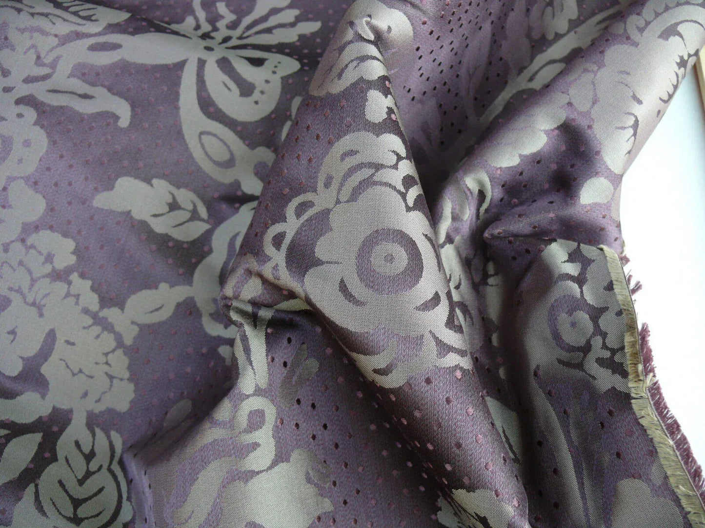 4.38y Lee Jofa Mulberry Home Eliza Aubergine Purple English Rose MSRP USD 250/Y