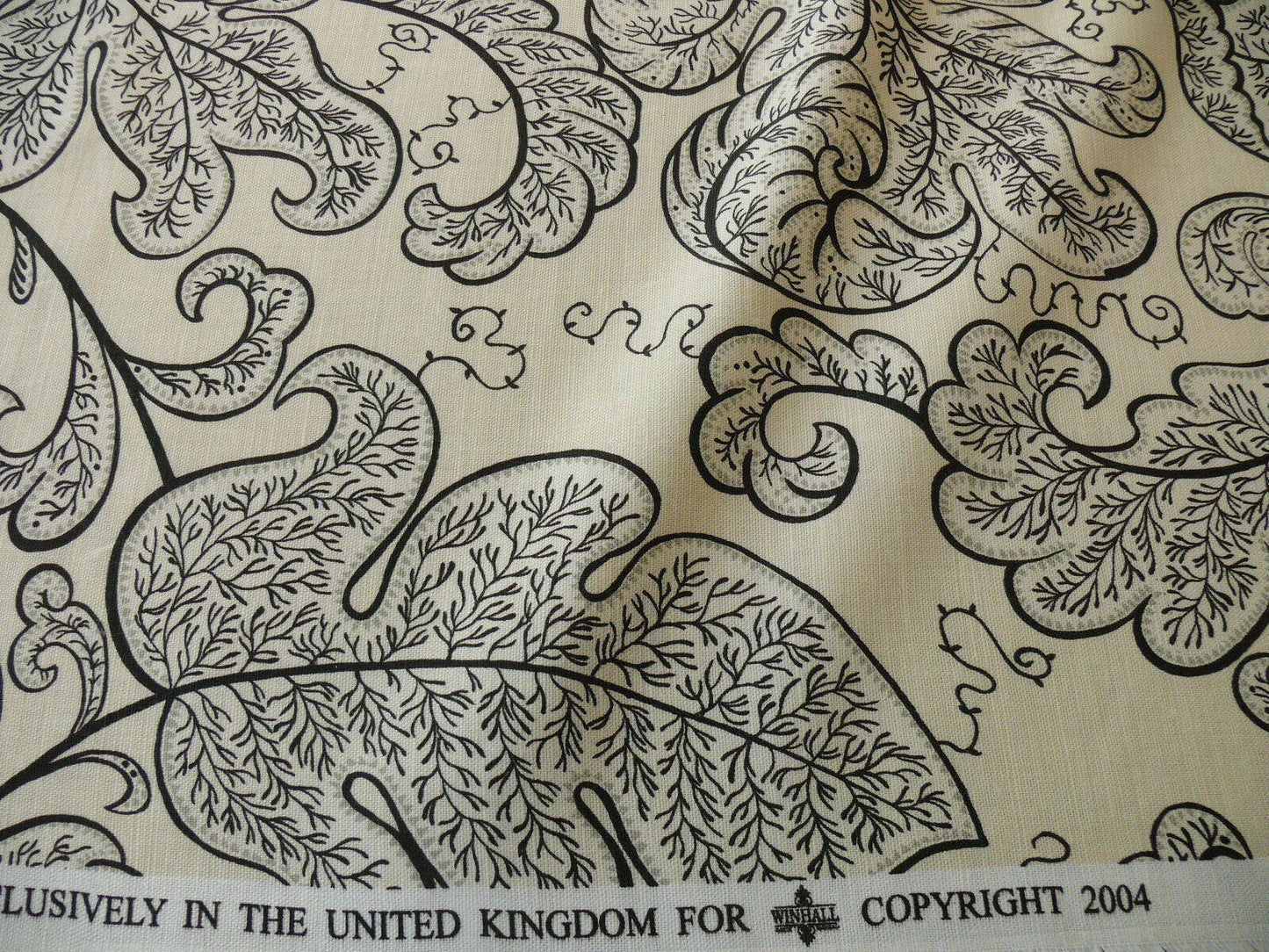 Bty Scalamandre Wallace Linen Print Charcoal Grey On Eggshell Pale Yellow Chintz From Uk MSRP USD 160/y