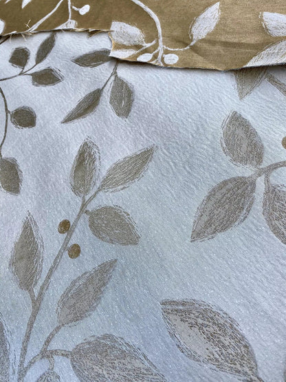 By Yd Kravet Couture Belladonna Silk Wool Damask Gold Cream Pearly Red Berry Vine MSRP$316/Y