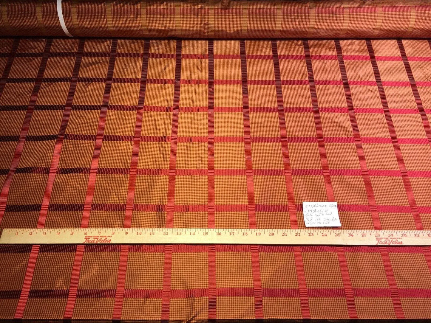 By Yard Kravet 100% Silk Taffeta Plaid Ruby Red Square Dazzling! MSRP USD 200 #1572