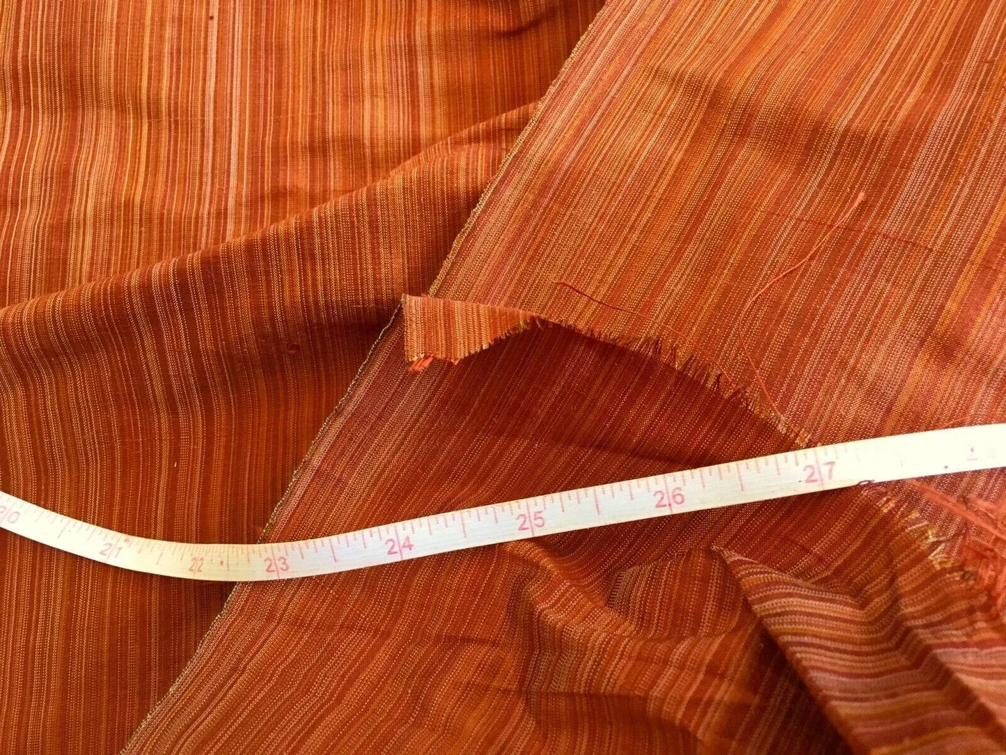 By Yd Kravet 100% Silk Yarn Dyed Dupioni Rich Raspberry Pink Red Strie Reversible MSRP USD 120+ (a35)