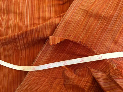 By Yd Kravet 100% Silk Yarn Dyed Dupioni Rich Raspberry Pink Red Strie Reversible MSRP USD 120+ (a35)