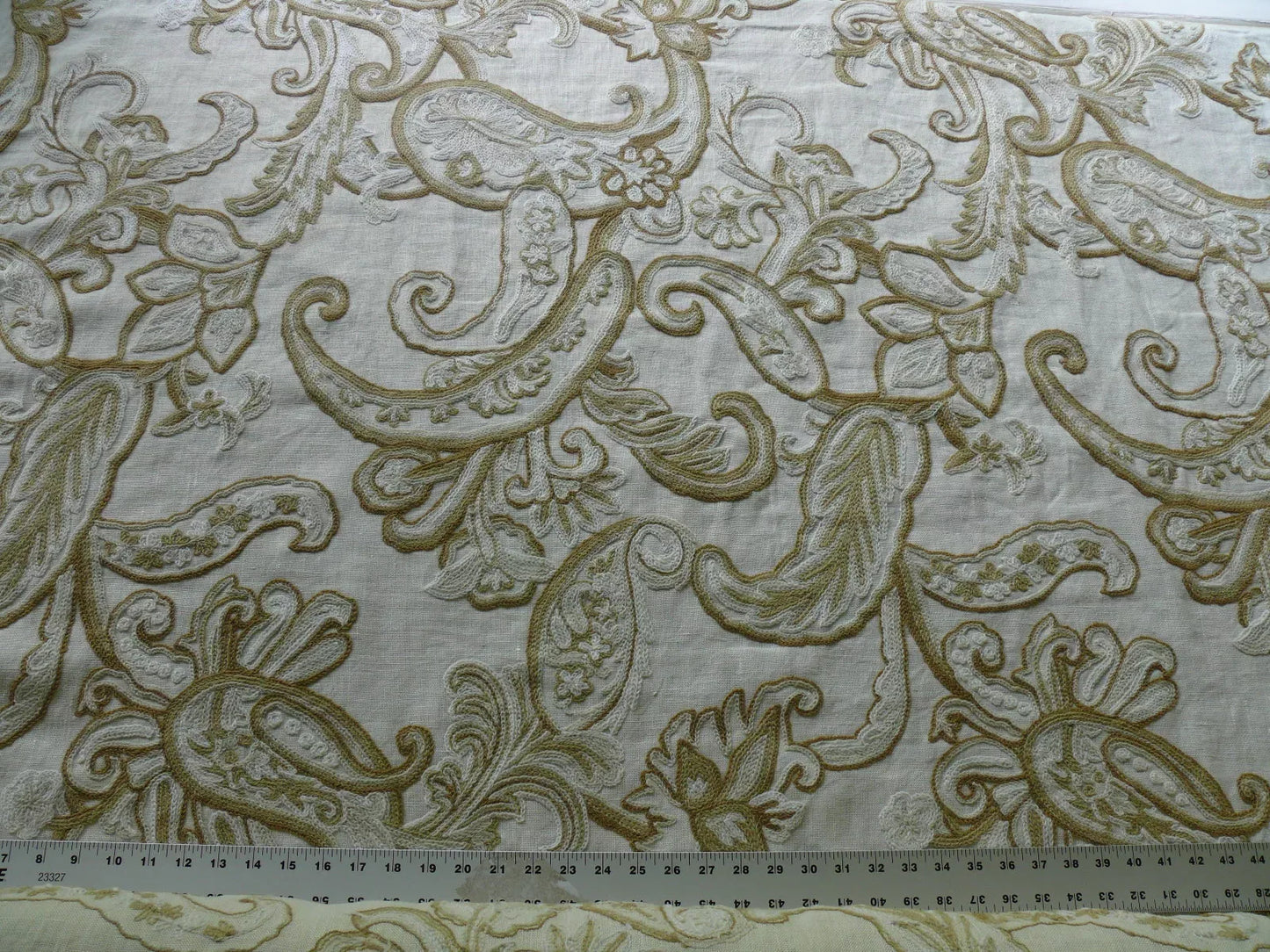 By Yd Clarence House Crewel Paisley Browns on Cream MSRP USD310/Y #1336