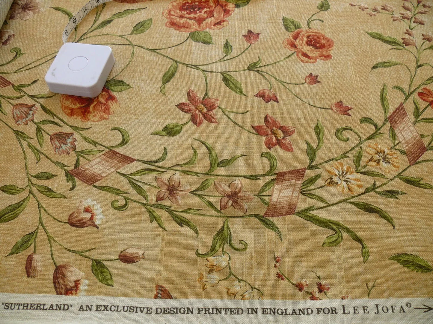By yard Lee Jofa Sutherland Linen Print Chinoiserie Tree Birds "Honey" Gold Pink Green Linen Cotton MSRP USD238/y