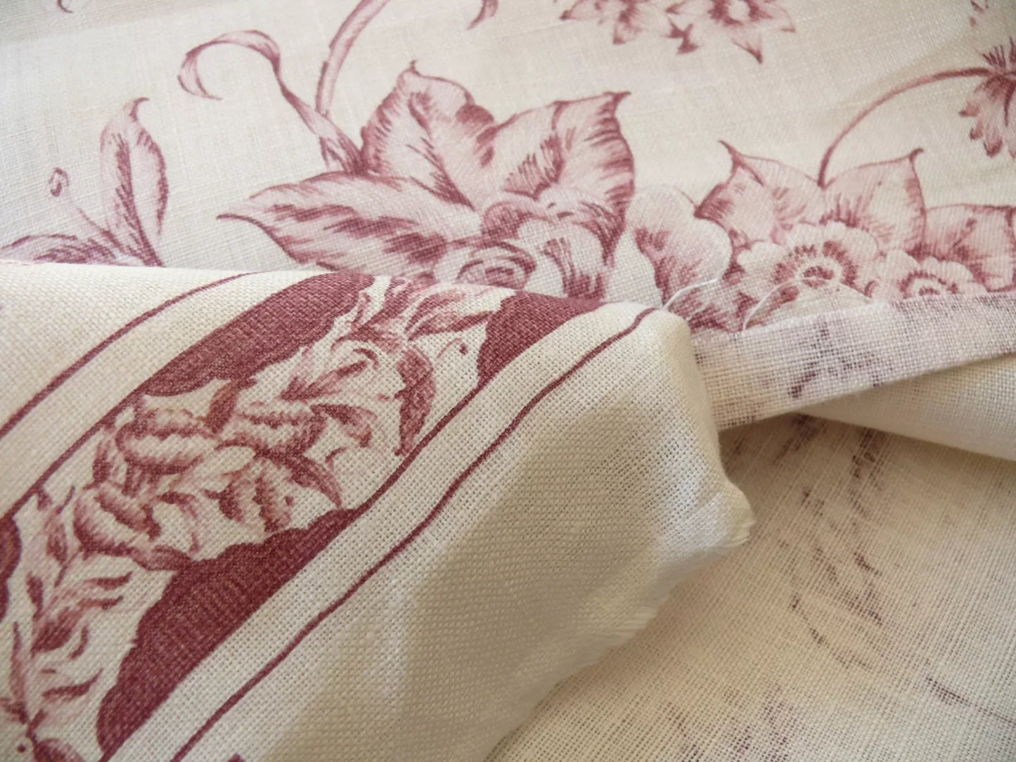 3yards Brunchwig &amp; Fils Promenade D Automne Linen Bird Toile de Jouy Mauve Red White