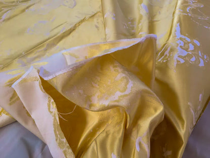 Beacon Hill 1.85Y Bocelli Aria Damask in Lemoncello 100% Silk Sparkling Yellow Gold White MSRP$200+/YD