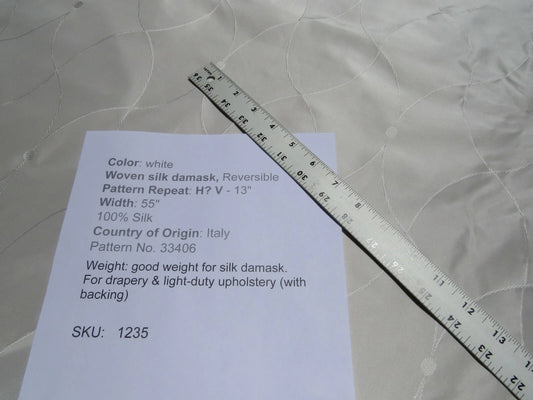 Clarence House St Laurent Silk Taffeta Jacquard Ogee Fabric - White - By The Yard