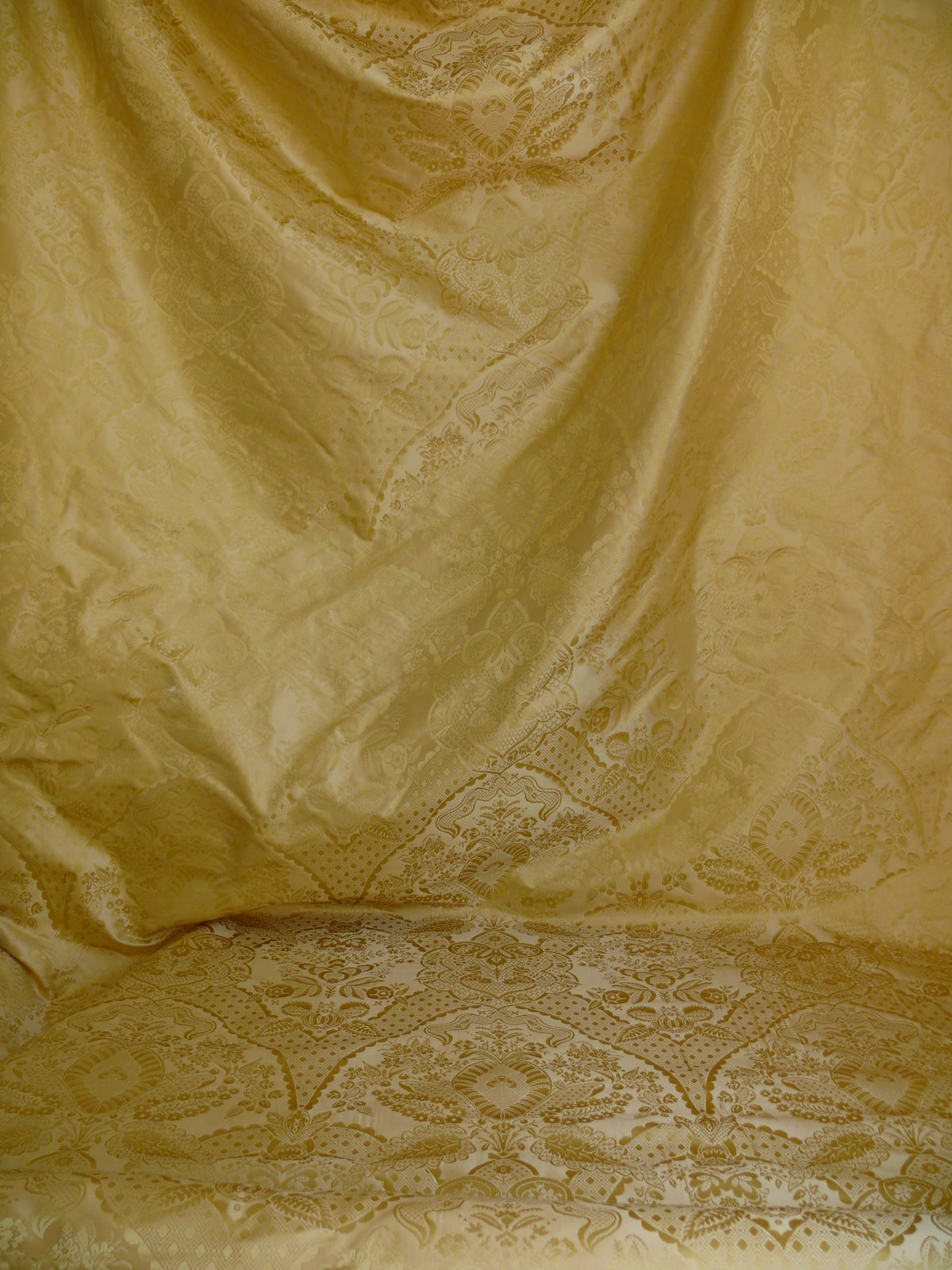 100% Silk Renaissance Damask "lemon" Yellow