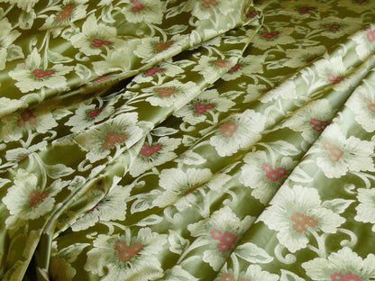 100% Silk Lampas Tri-leaf Flower "quince" Green White Red