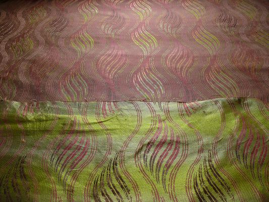 Curvy Modern River Silk Lampas - Wine Pink Green
