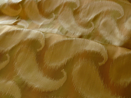 Hazy Paisley Ikat Jacquard Silk - Gold Beige