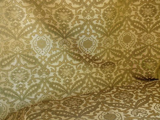 Lee Jofa Crescent Silk Damask Loden Green Crest Arabesque Medallion MSRP USD 198/Y - By the Yard