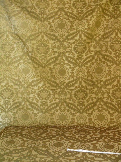 Lee Jofa Crescent Silk Damask Loden Green Crest Arabesque Medallion MSRP USD 198/Y - By the Yard