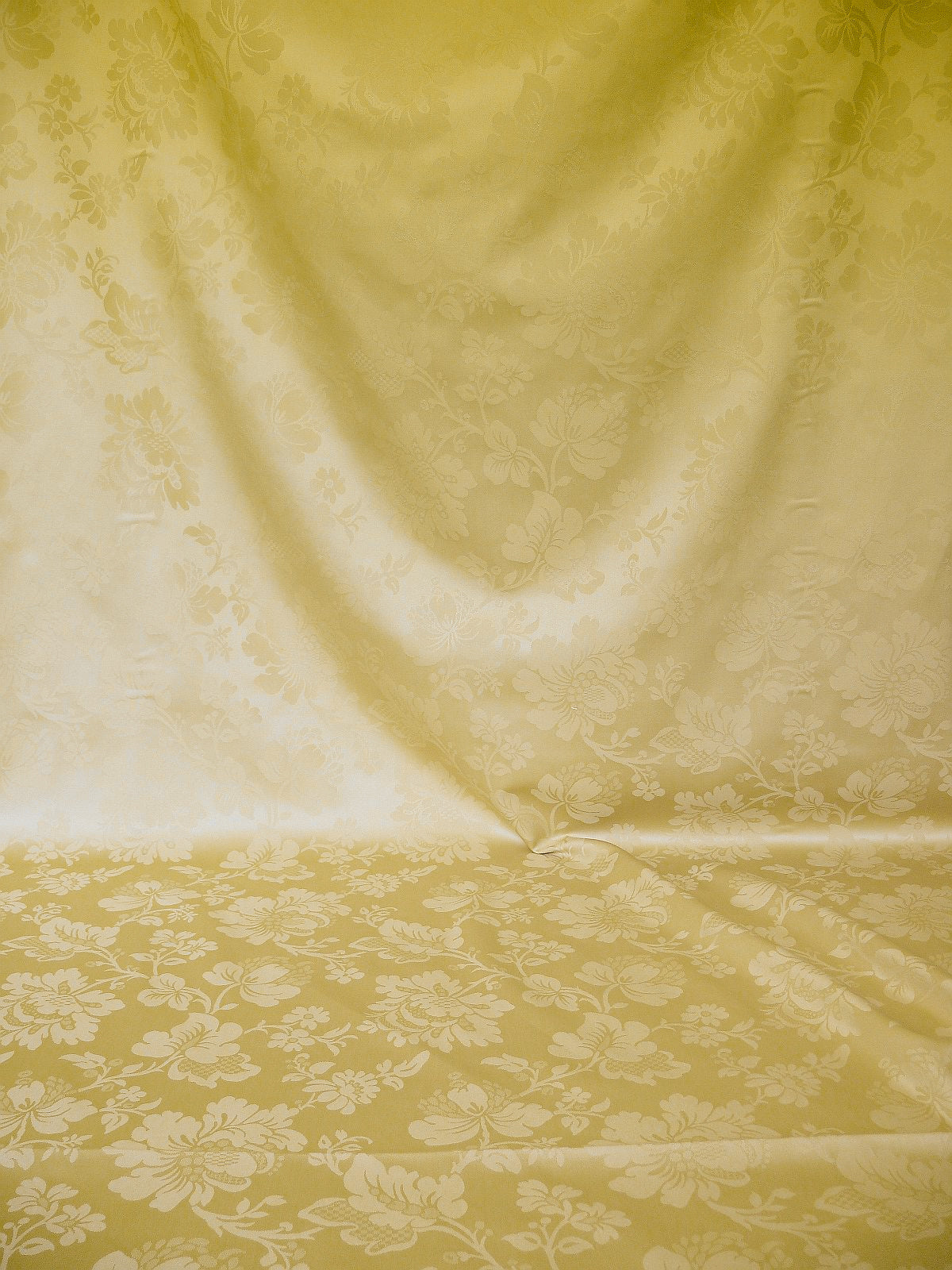 By Yard Kravet Stunning Damask Jacobean Floral Cotton Satin  In Light Wheat Gold (c416)