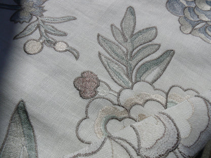1yd Scalamandre Embroidery Peony Salena "white Smoke"MSRP USD 108y