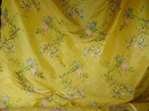 SCALAMANDRE CERASELLA FRENCH DOCUMENTARY FLOWER GARLAND YELLOW G