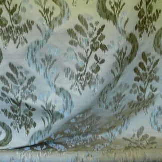 SCALAMANDRE VISBY ROSEHIP 100% SILK LAMPAS SILVER WHT BLUE #1468