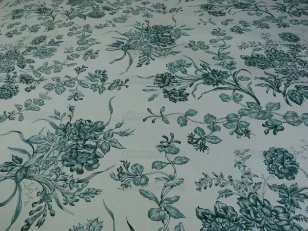 BTY SCALAMANDRE VALENCAY GREEN FRENCH TOILE CREAM MSRP$132/Y